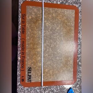 Silpat Silicone Baking Mat Half Sheet 16.5”x11.5” (29.95 retail)